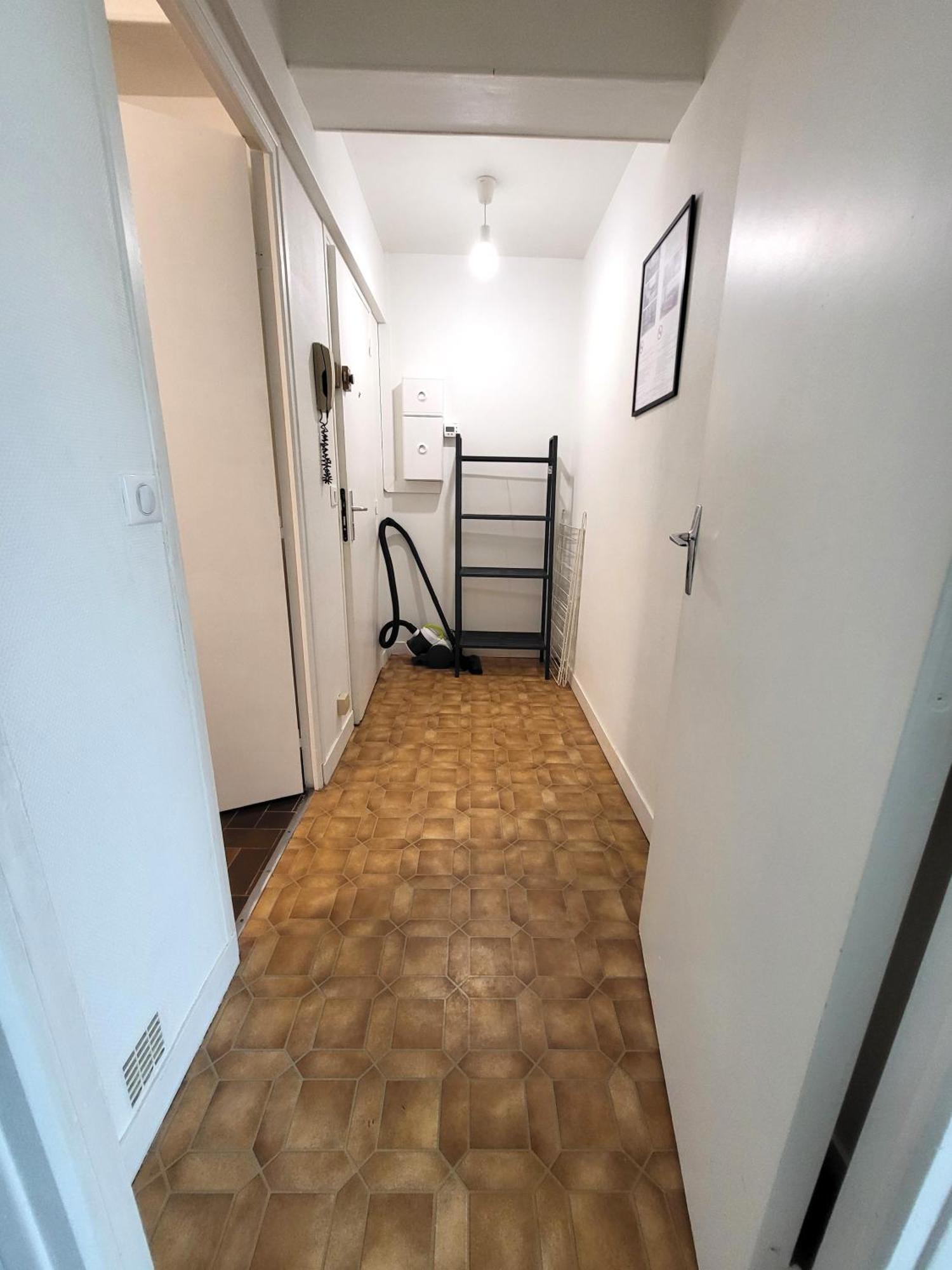 St-Quentin-En-Yvelines Plusieurs Appartements Avec Parking Trappes Ngoại thất bức ảnh