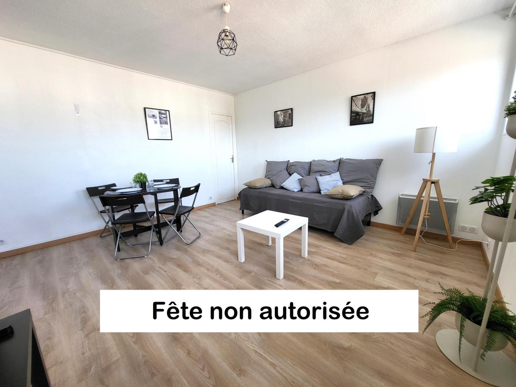 St-Quentin-En-Yvelines Plusieurs Appartements Avec Parking Trappes Phòng bức ảnh