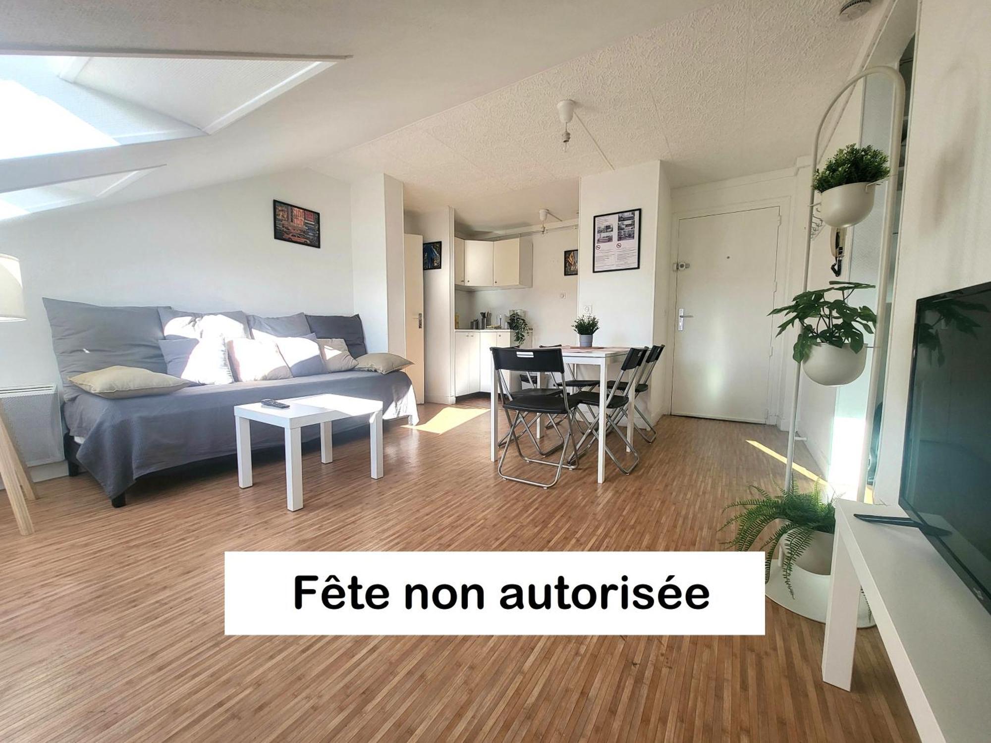 St-Quentin-En-Yvelines Plusieurs Appartements Avec Parking Trappes Phòng bức ảnh